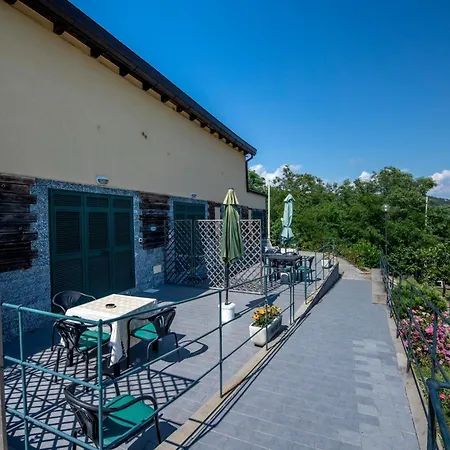 211 - Appartamento Acacia, Terrazza Giardino E Piscina Carro Exterior photo