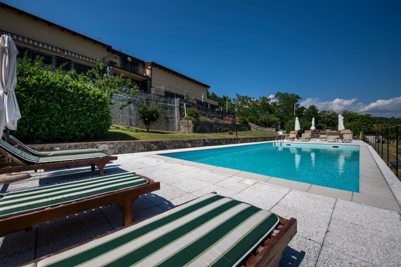 211 - Acacia, Terrazza Giardino E Piscina Appartement *