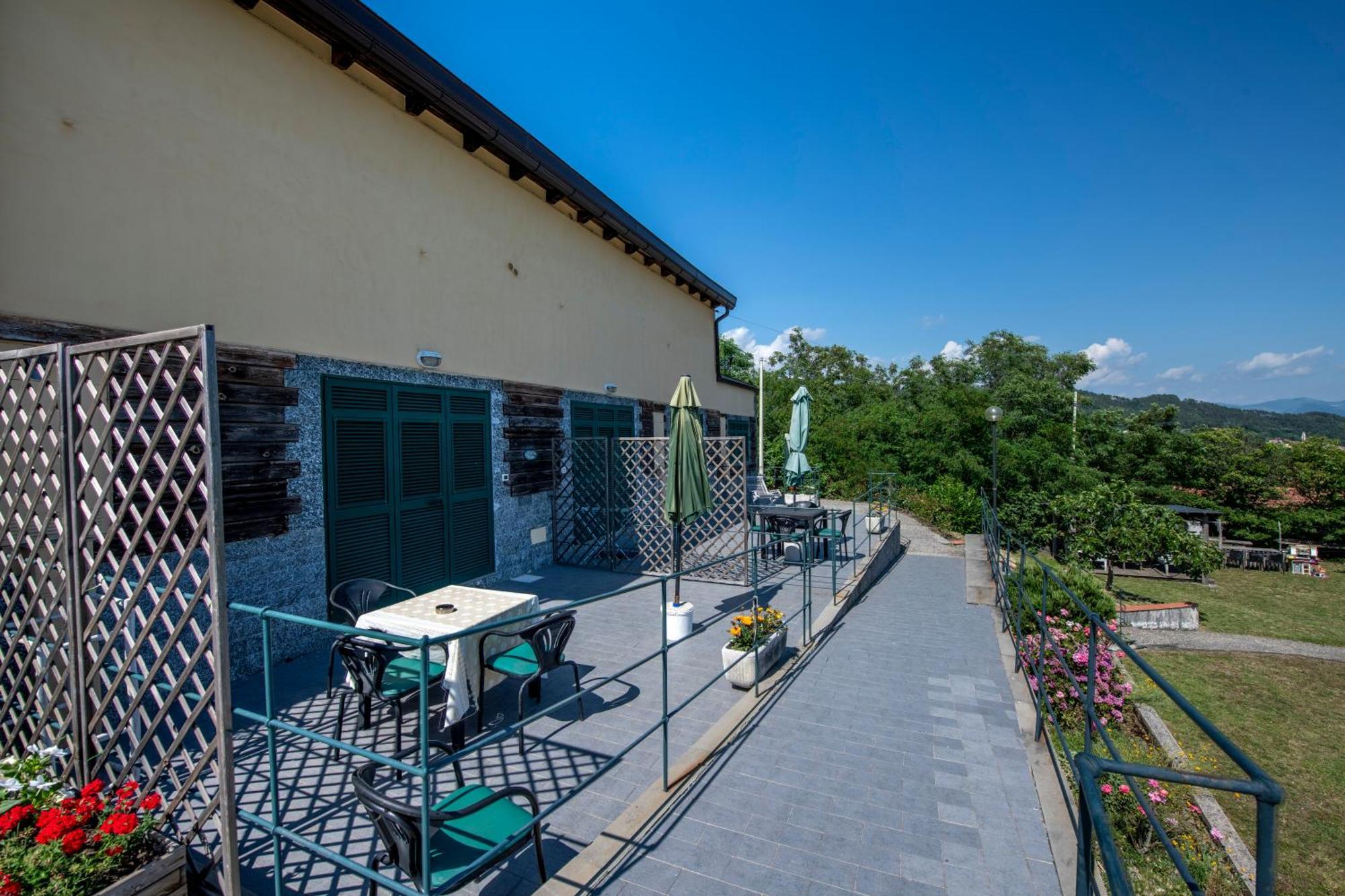 211 - Acacia, Terrazza Giardino E Piscina
