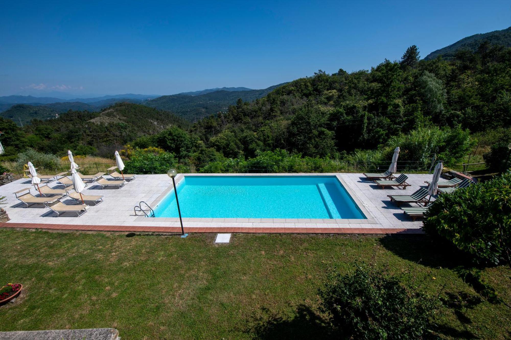 211 - Acacia, Terrazza Giardino E Piscina Appartement